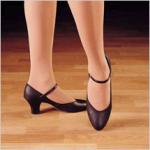 Capezio Student Footlight character shoe